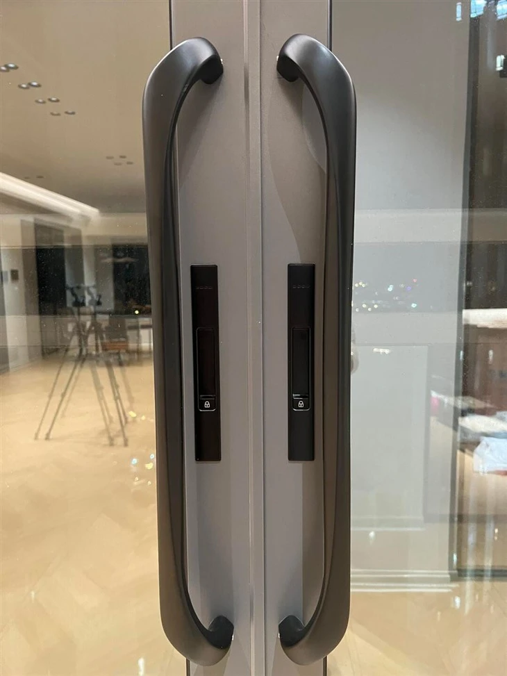 Double Glazed Aluminium Sliding Doors high quality